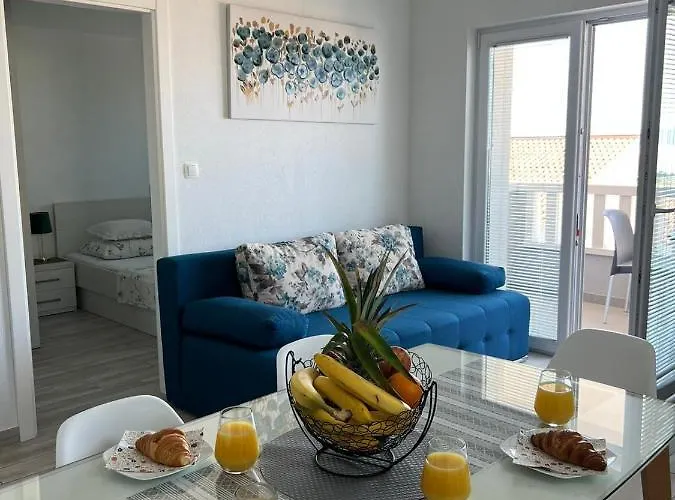 Nova With Pool شقة