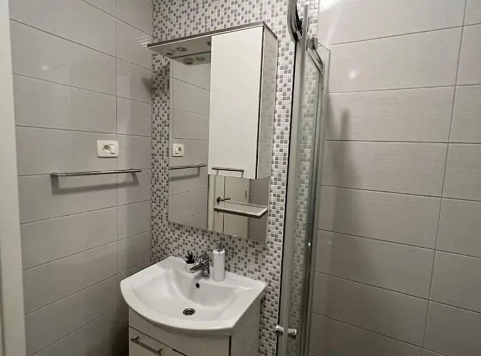 Nova With Pool شقة