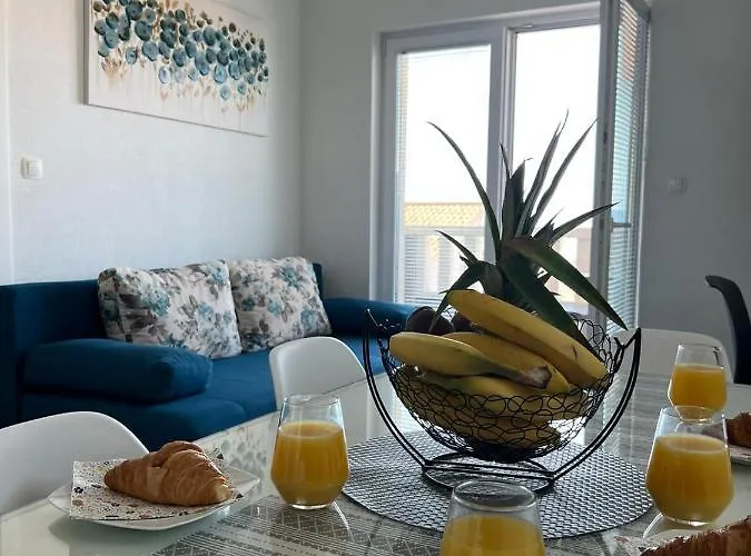 Nova With Pool * ماكارسكا