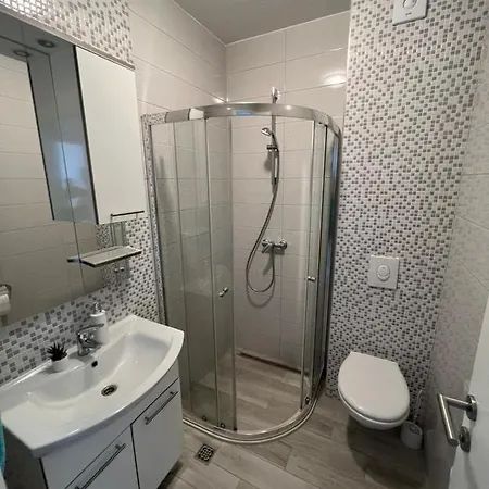 Apartment Nova With Pool *